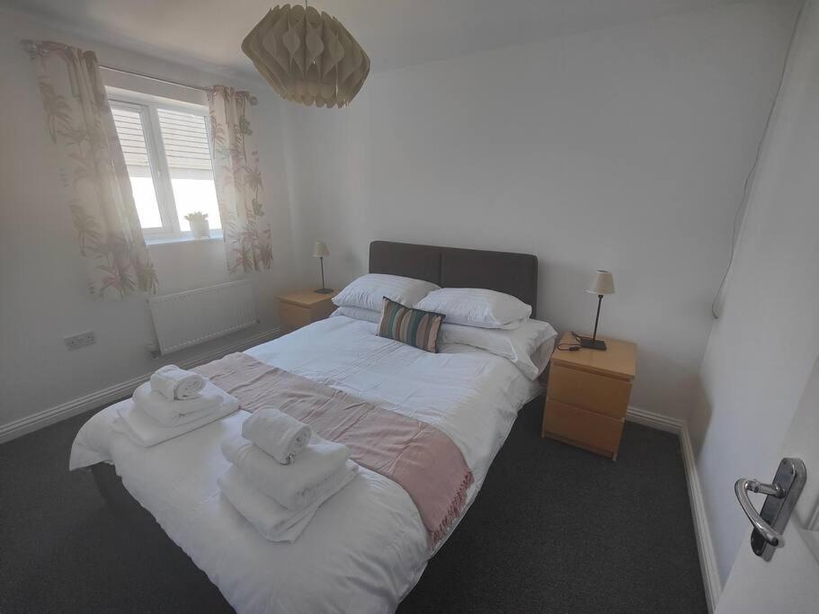 Shoreline Seaside Holiday Home Aberavon Beach Port Talbot Exterior foto