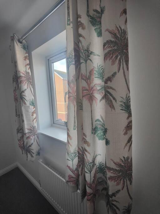 Shoreline Seaside Holiday Home Aberavon Beach Port Talbot Exterior foto