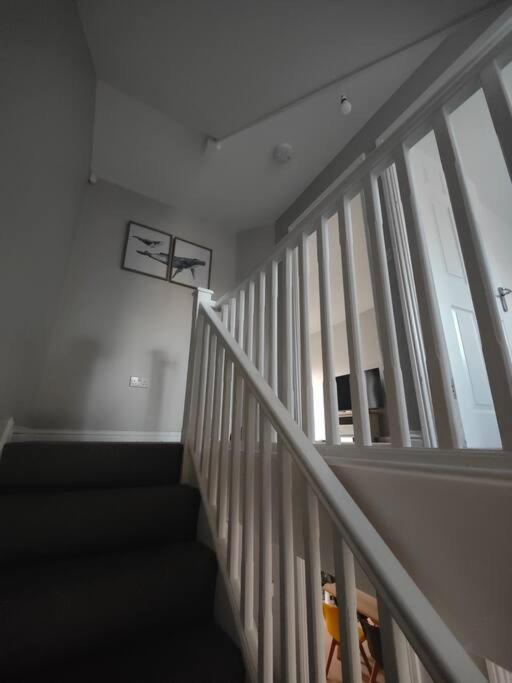 Shoreline Seaside Holiday Home Aberavon Beach Port Talbot Exterior foto